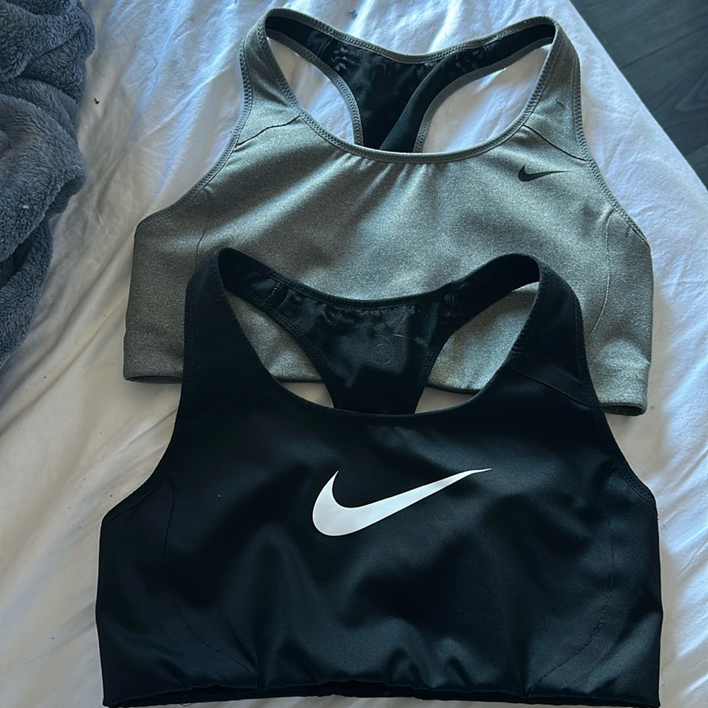 Nike dry fit bras size M